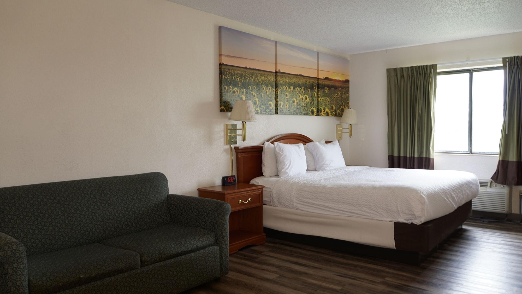 Days Inn By Wyndham Topeka Exteriér fotografie